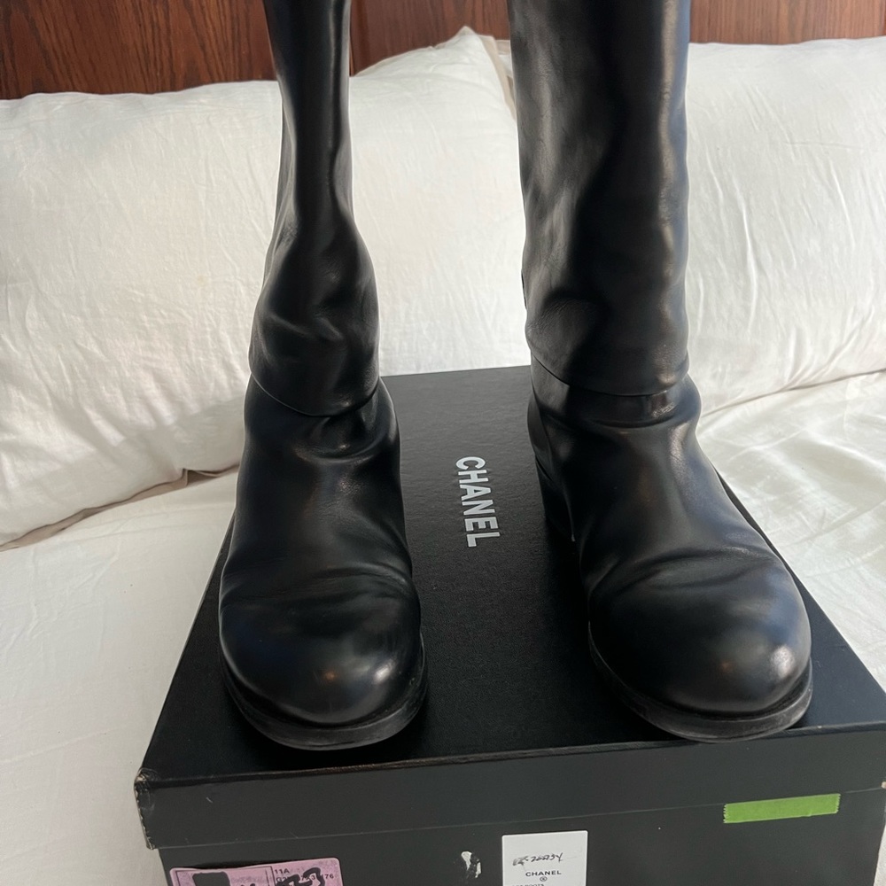 CHANEL Black Leather Mid-Calf Fold-Over Ankle Boots - Picture 7 of 13